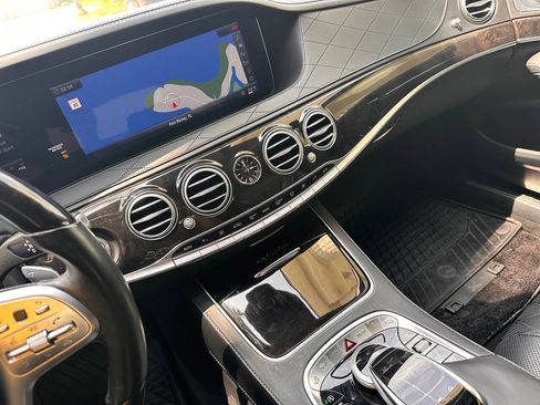 Used 2018 Mercedes-Benz Maybach S 560 4MATIC image 19