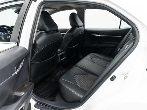Used 2021 Toyota Camry SE FWD image 24