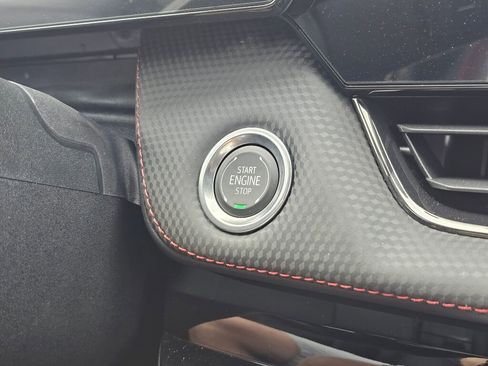 New 2025 Chevrolet Equinox RS w/ Convenience Package III image 16