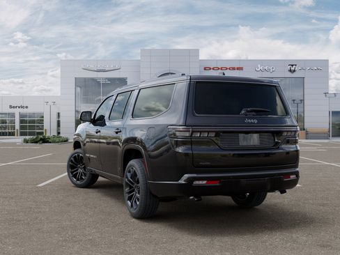 New 2026 Jeep Grand Wagoneer L Summit AWD/4WD image 32