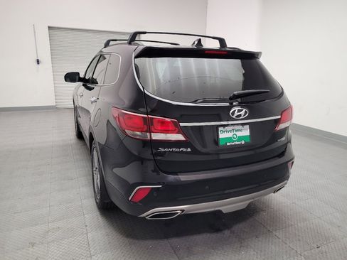 Used 2018 Hyundai Santa Fe AWD image 6