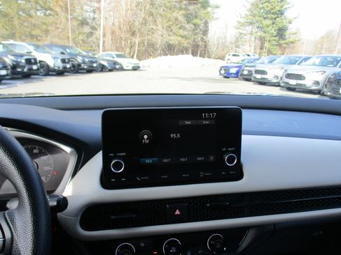 Certified 2023 Honda HR-V LX image 16