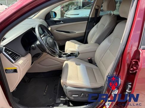Used 2016 Hyundai Tucson Limited w/ Option Group 03 FWD image 6