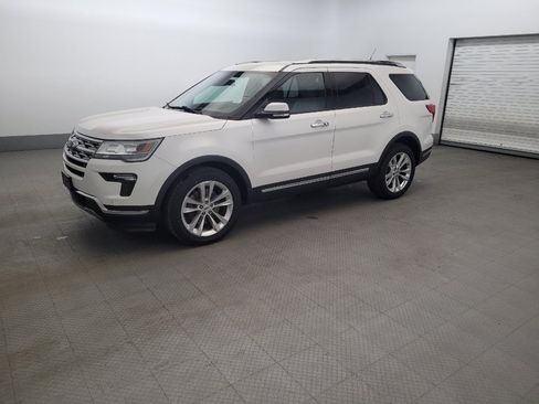 Used 2018 Ford Explorer Limited w/ Ford Safe & Smart Package AWD/4WD image 2