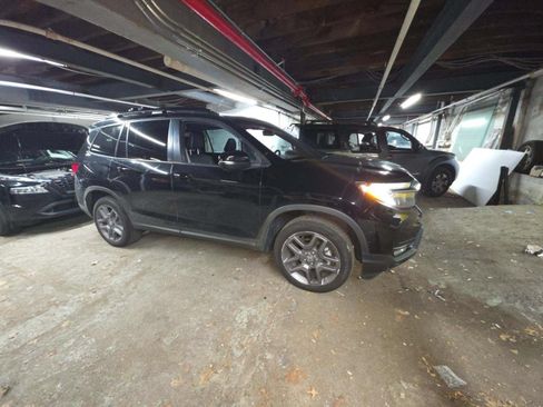 Used 2023 Honda Passport EX-L image 5