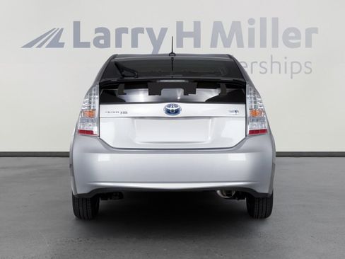 Used 2010 Toyota Prius Five image 6