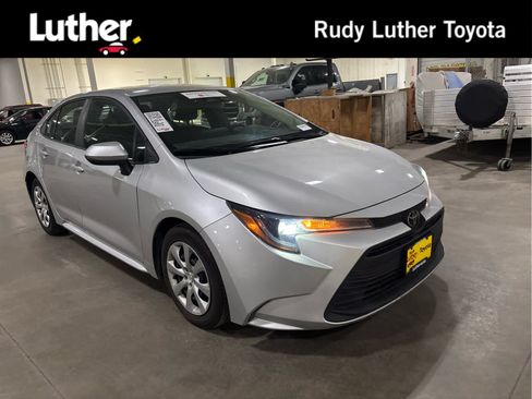Certified 2024 Toyota Corolla LE FWD image 1