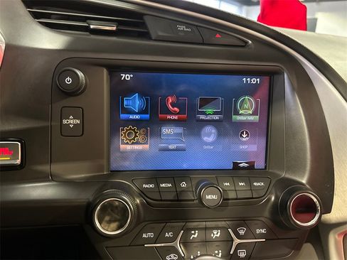 Used 2018 Chevrolet Corvette Stingray Coupe w/ 1LT image 20