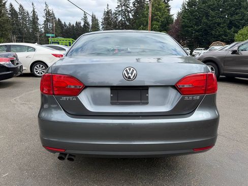 Used 2012 Volkswagen Jetta SE FWD image 5