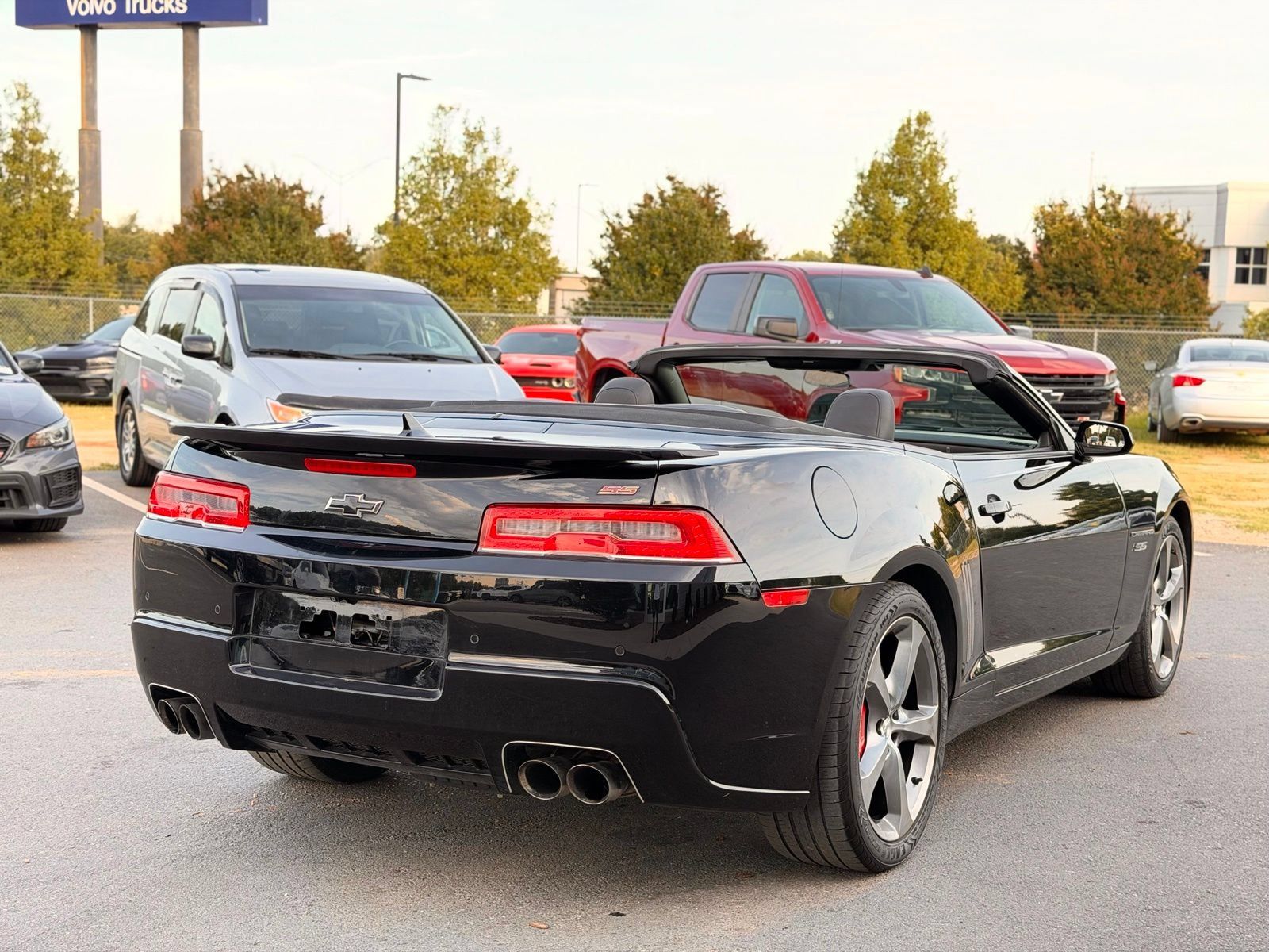 Used 2014 Chevrolet Camaro SS w/ RS Package RWD image 19