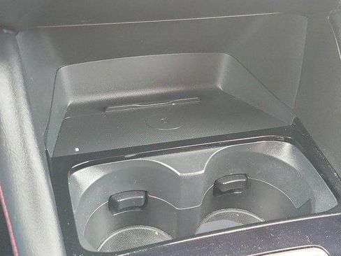 Used 2025 MAZDA MAZDA3 s image 28