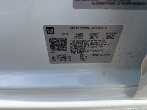 Used 2024 GMC Sierra 2500 SLE w/ SLE Convenience Package image 24