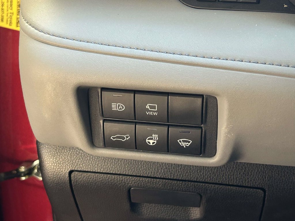 Used 2021 Toyota Highlander Platinum AWD/4WD image 19