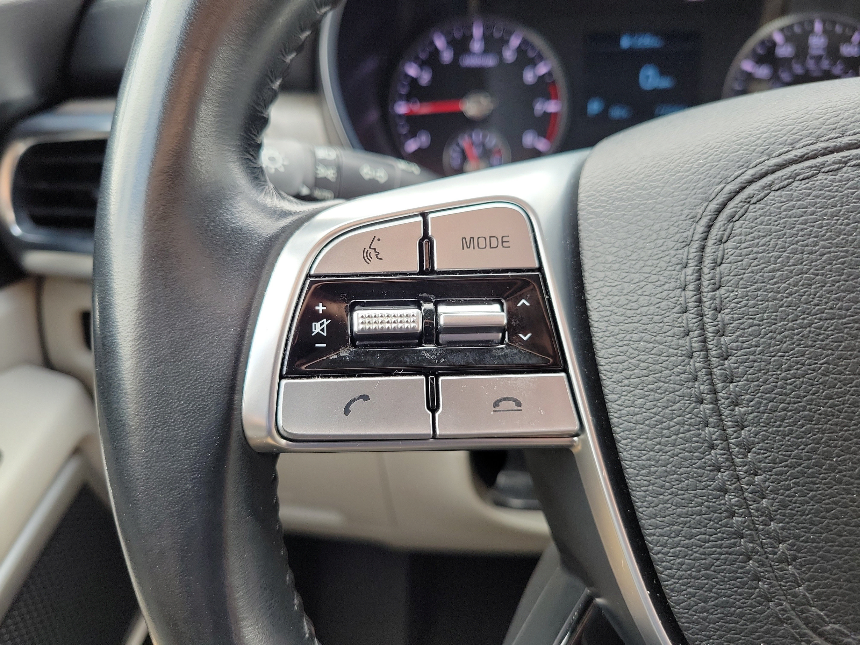 Used 2022 Kia Telluride EX w/ EX Premium Package FWD image 31