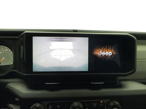 Used 2024 Jeep Wrangler Sport AWD/4WD image 37