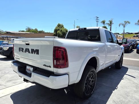 New 2026 RAM 2500 Limited AWD/4WD image 4