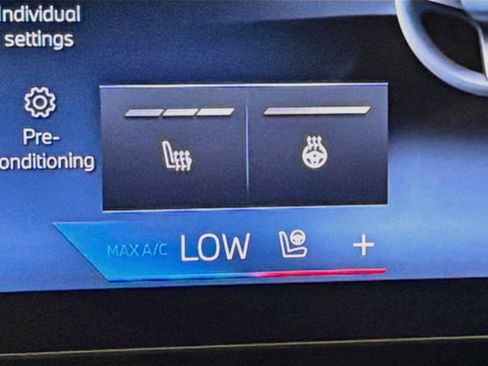 New 2026 BMW 430i xDrive w/ M Sport Package AWD/4WD image 21