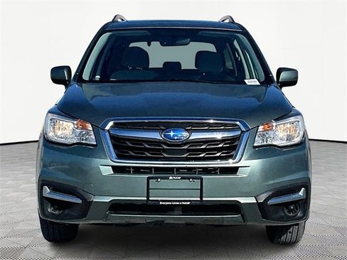 Used 2017 Subaru Forester 2.5i Premium w/ All-Weather Package image 2