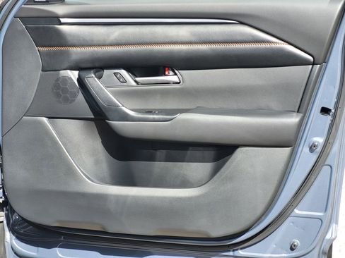 Used 2025 MAZDA CX-50 AWD 2.5 Hybrid w/ Cargo Package image 26