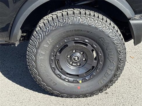 New 2025 Ford Bronco 4-Door w/ Sasquatch Package image 9