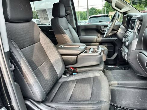 Used 2024 Chevrolet Silverado 1500 Custom Trail Boss w/ LPO, Dark Essentials Package AWD/4WD image 25
