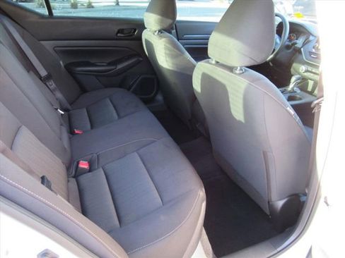 Used 2024 Nissan Altima 2.5 S image 27