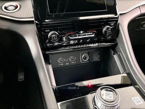New 2026 Jeep Grand Cherokee L Laredo AWD/4WD image 7