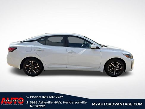 Used 2025 Nissan Sentra SV w/ All-Weather Package FWD image 2