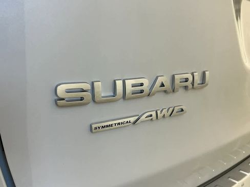 New 2025 Subaru Ascent Limited image 9