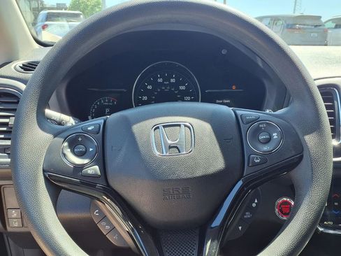 Used 2020 Honda HR-V EX image 16