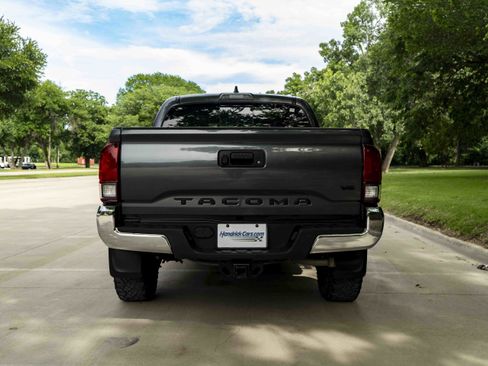 Used 2023 Toyota Tacoma SR5 RWD image 7