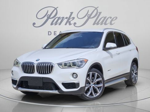 Used 2018 BMW X1 sDrive28i FWD image 1