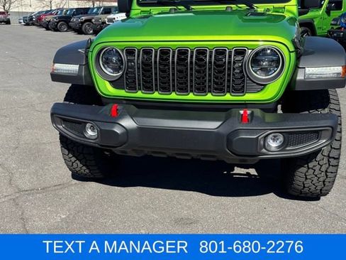 New 2026 Jeep Gladiator Rubicon w/ Steel Power Dome Hood Package AWD/4WD image 8
