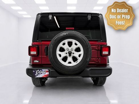 Used 2021 Jeep Wrangler Unlimited Sport AWD/4WD image 3