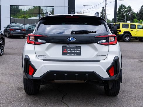 Used 2024 Subaru Crosstrek 2.0i Premium AWD/4WD image 5