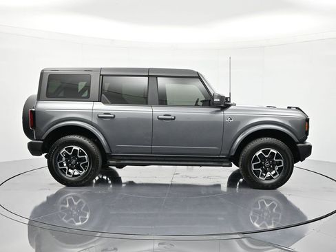 Used 2024 Ford Bronco Outer Banks image 5