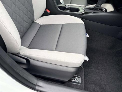 Used 2026 Toyota Corolla LE image 10