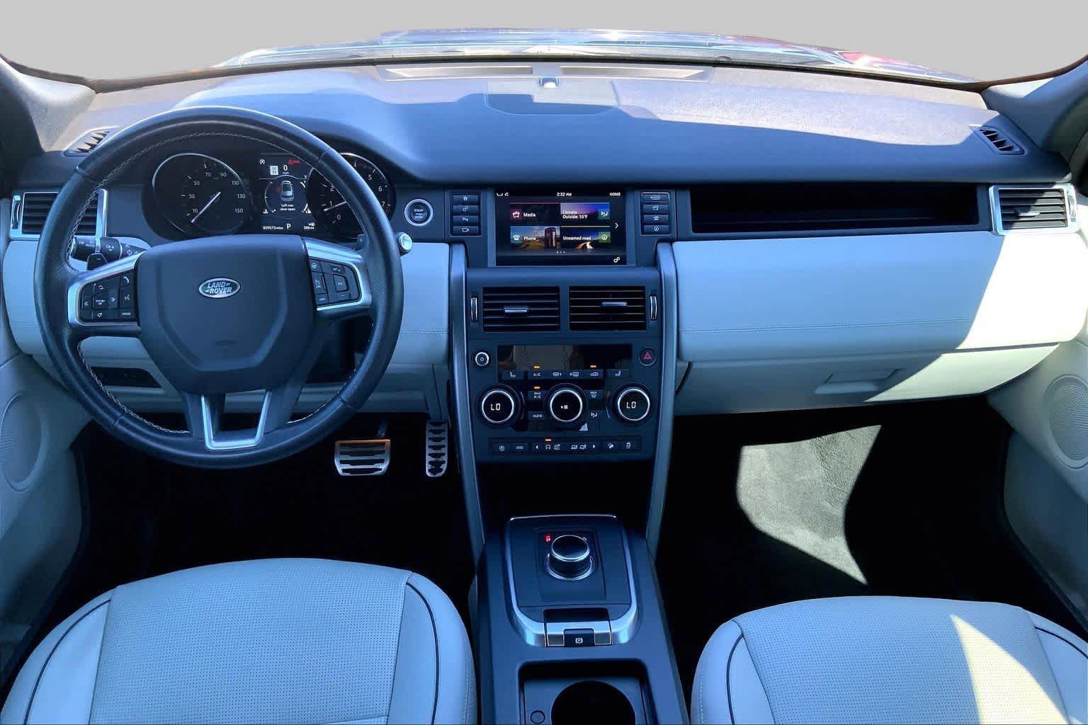 Used 2019 Land Rover Discovery Sport HSE Luxury AWD/4WD image 15