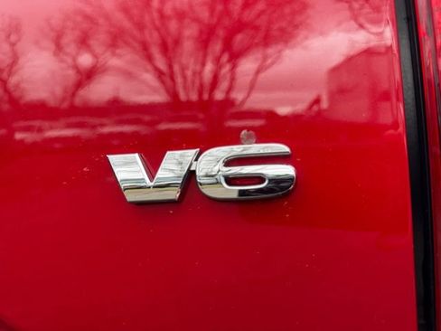 Used 2023 Toyota Tacoma SR5 image 9