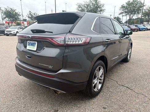 Used 2017 Ford Edge Titanium w/ Technology Package AWD/4WD image 5