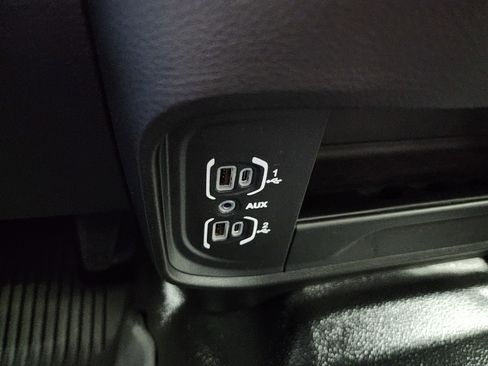 Used 2023 RAM 2500 Tradesman image 40