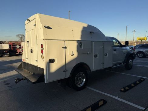 Used 2015 RAM 4500 Tradesman w/ Power & Remote Entry Group image 2