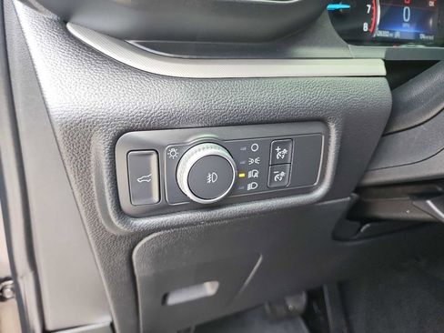 Used 2020 Ford Explorer XLT w/ Equipment Group 202A image 19