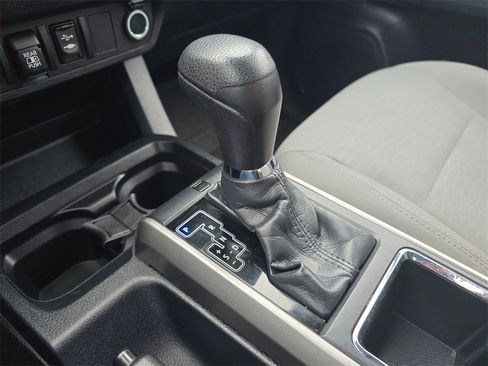 Used 2019 Toyota Tacoma SR5 image 24