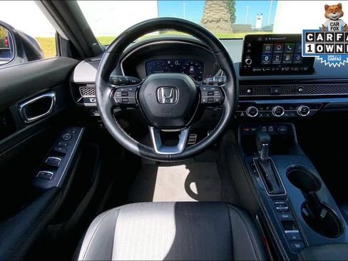 Used 2024 Honda Civic Sport Touring image 5