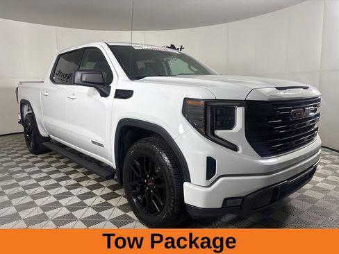 Used 2024 GMC Sierra 1500 Elevation AWD/4WD image 4
