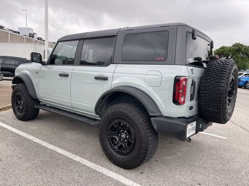 Used 2023 Ford Bronco Wildtrak image 4