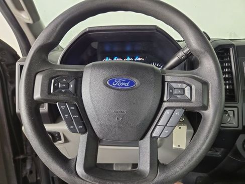 Used 2017 Ford F150 XL w/ Equipment Group 101A Mid AWD/4WD image 21