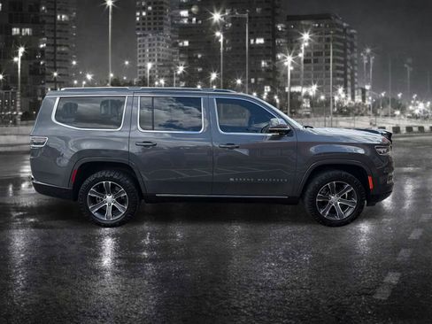 Used 2022 Jeep Grand Wagoneer Series I AWD/4WD image 7