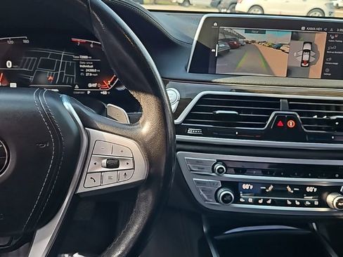 Used 2022 BMW 740i xDrive w/ Premium Package AWD/4WD image 15